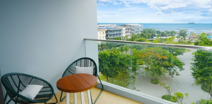 executive-room-ocean-view-with-balcony-11-2